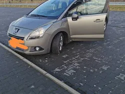 Używany 2010 Peugeot 5008 Minivan | 16 500 zł (Uczciwa cena)