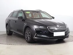 Czarny Używany 2021 Skoda Superb Kombi | 104 999 zł (Uczciwa cena)