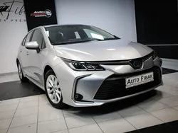 Srebrny Używany 2022 Toyota Corolla Sedan/Limuzyna | 89 900 zł (Uczciwa cena)