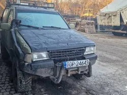 Zielony Używany 1992 Opel Frontera SUV | 5251 zł