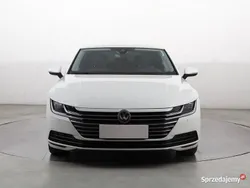 Biały Używany 2018 VW Arteon Sedan/Limuzyna | 76 999 zł (Uczciwa cena)