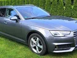 Szary Używany 2019 Audi A4 Kombi | 108 000 zł