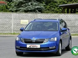 Niebieski Używany 2017 Skoda Octavia Ambiente Kombi | 46 850 zł (Uczciwa cena)