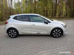 Srebrny Używany 2022 Renault Clio V Hatchback | 46 900 zł (Dobra cena)