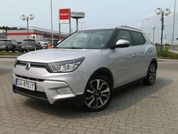 Srebrny (metalik) Używany 2016 Ssangyong (KGM) Tivoli Quartz SUV | 45 900 zł