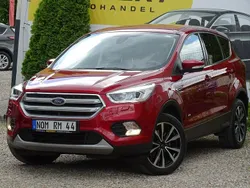 Czerwony (metalik) Używany 2017 Ford Kuga SUV | 69 900 zł (Dość drogi)