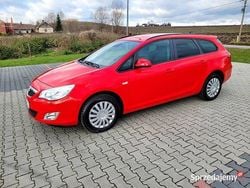 Czerwony Używany 2011 Opel Astra Kombi | 27 500 zł (Uczciwa cena)