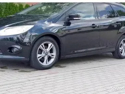 Czarny Używany 2014 Ford Focus Kombi | 20 000 zł (Uczciwa cena)