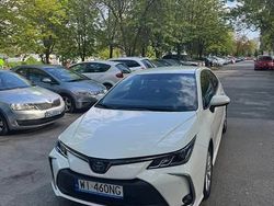 Biały Używany 2023 Toyota Corolla Comfort Sedan/Limuzyna | 99 900 zł