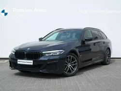 Czarny (metalik) Używany 2022 BMW 520 Kombi | 164 900 zł (Drogi)