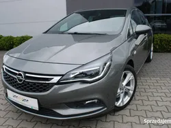 Zielony Używany 2019 Opel Astra Hatchback | 35 900 zł (Dobra cena)