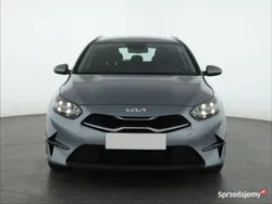 Szary Używany 2021 Kia Ceed Kombi | 68 999 zł (Uczciwa cena)