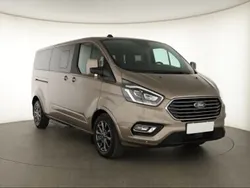 Srebrny Używany 2023 Ford Tourneo Custom Minivan | 175 000 zł (Uczciwa cena)