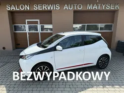 Biały Używany 2017 Toyota Aygo Hatchback | 32 900 zł (Uczciwa cena)