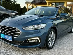 Niebieski Używany 2020 Ford Mondeo Titanium Kombi | 61 900 zł (Uczciwa cena)