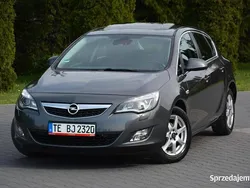 Szary Używany 2010 Opel Astra Kombi | 24 900 zł (Uczciwa cena)