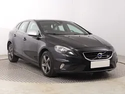 Czarny Używany 2014 Volvo V40 Kombi | 32 999 zł (Uczciwa cena)