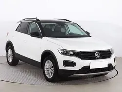 Biały Używany 2020 VW T-Roc SUV | 81 999 zł (Uczciwa cena)