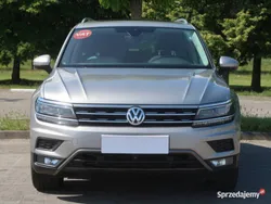 Beżowy Używany 2017 VW Tiguan SUV | 88 999 zł (Drogi)