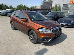 Pomarańczowy (metalik, perła) Używany 2017 Suzuki SX4 S-Cross SUV | 15 900 zł