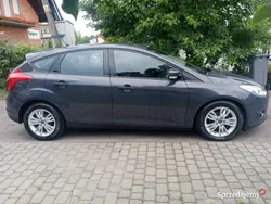 Grafitowy Używany 2011 Ford Focus Hatchback | 15 900 zł (Uczciwa cena)