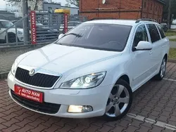 Biały Używany 2009 Skoda Octavia Kombi | 19 900 zł (Uczciwa cena)