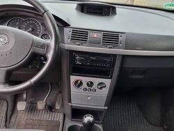 Używany 2004 Opel Meriva Minivan | 8500 zł (Uczciwa cena)