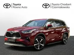 Czerwony Używany 2021 Toyota Highlander Skyview Edition SUV | 209 900 zł