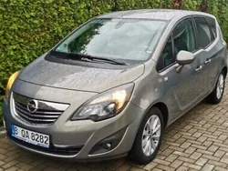 Szary Używany 2010 Opel Meriva Minivan | 22 600 zł (Uczciwa cena)