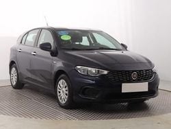 Niebieski Używany 2017 Fiat Tipo Hatchback | 23 499 zł (Dobra cena)