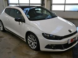 Biały Używany 2009 VW Scirocco Coupe | 12 500 zł