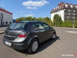 Szary Używany 2009 Opel Astra Hatchback | 14 800 zł (Drogi)