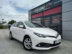 Biały Używany 2018 Toyota Auris Hybrid Kombi | 57 700 zł (Uczciwa cena)
