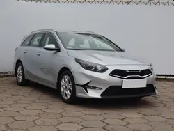 Srebrny Używany 2021 Kia Ceed Kombi | 65 999 zł (Uczciwa cena)