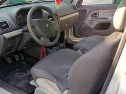 Srebrny Używany 2003 Renault Clio II | 1600 zł (Dobra cena)