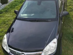 Czarny Używany 2007 Opel Astra Kombi | 6500 zł (Dobra cena)