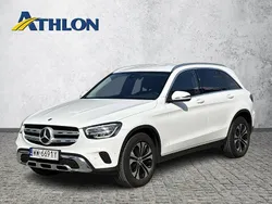 Biały Używany 2022 Mercedes GLC200 SUV | 169 300 zł (Super Cena)