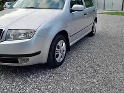 Srebrny Używany 2003 Skoda Fabia Hatchback | 5500 zł (Uczciwa cena)