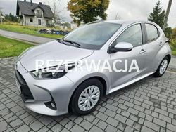 Srebrny (metalik) Używany 2023 Toyota Yaris Comfort Hatchback | 63 900 zł (Uczciwa cena)