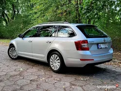 Srebrny Używany 2015 Skoda Octavia Kombi | 29 500 zł (Uczciwa cena)