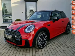 Czerwony Używany 2022 Mini John Cooper Works Hatchback | 84 900 zł