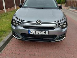 Srebrny Używany 2021 Citroën C4 PureTech SUV | 82 400 zł