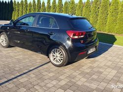 Czarny Używany 2017 Kia Rio Hatchback | 31 999 zł (Dość drogi)