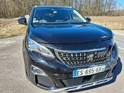 Inny kolor Używany 2018 Peugeot 3008 SUV | 38 999 zł