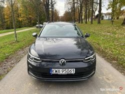 Grafitowy Używany 2022 VW Golf VIII Kombi | 79 900 zł (Dobra cena)