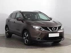 Brązowy Używany 2015 Nissan Qashqai SUV | 43 899 zł (Uczciwa cena)