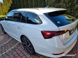 Biały Używany 2022 Skoda Octavia Style Sedan/Limuzyna | 110 000 zł (Drogi)
