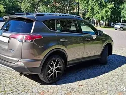 Używany 2016 Toyota RAV4 Hybrid SUV | 65 000 zł (Dość drogi)