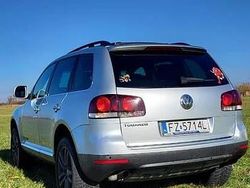 Srebrny Używany 2007 VW Touareg SUV | 27 000 zł (Uczciwa cena)
