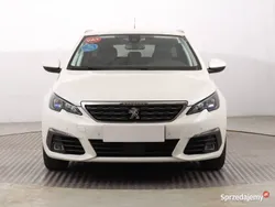 Biały Używany 2021 Peugeot 308 Kombi | 53 999 zł (Dość drogi)